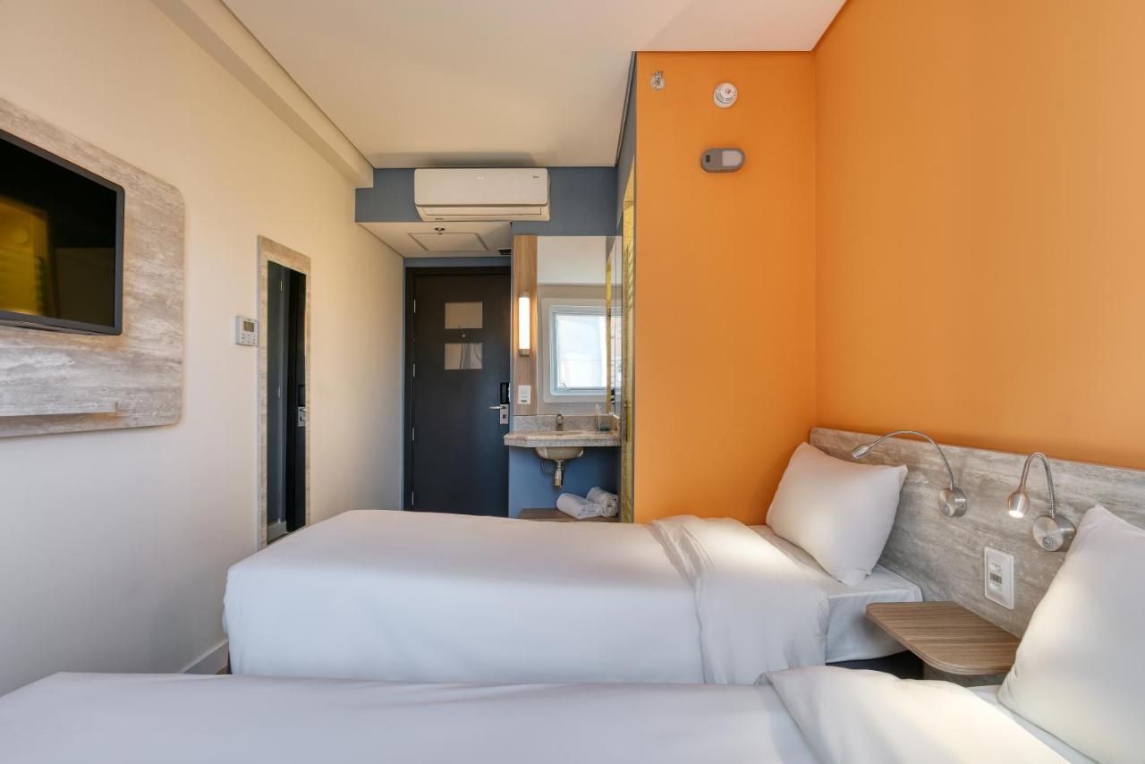 Ibis Budget Bh Savassi بيلو هورزونتي المظهر الخارجي الصورة